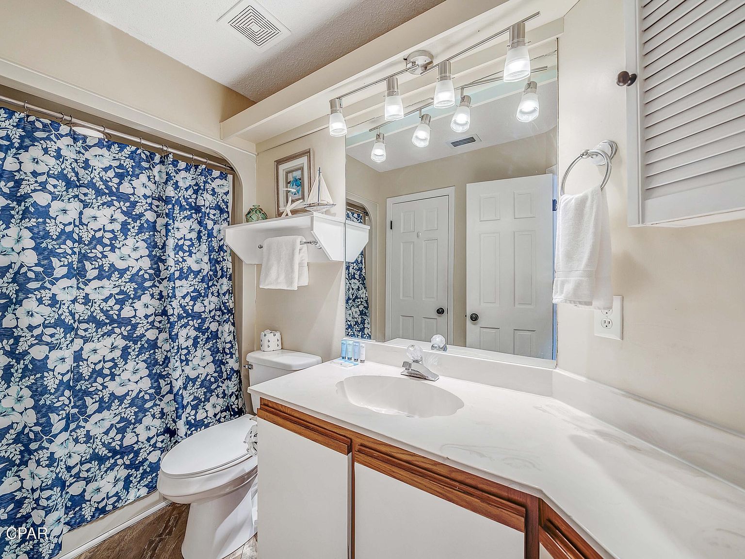 8730 Thomas Dr UNIT 410 Panama City Beach, FL 32408  | Condominium