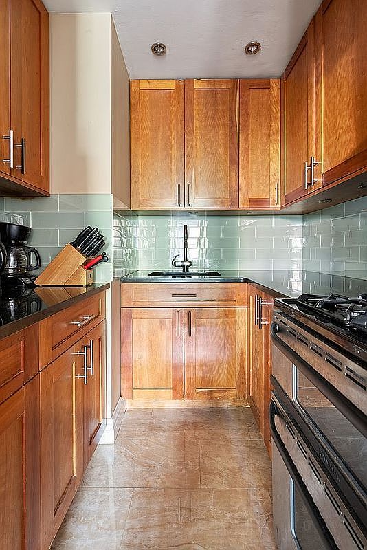 172 W 82nd St APT 4C New York, NY 10024 | Condominium