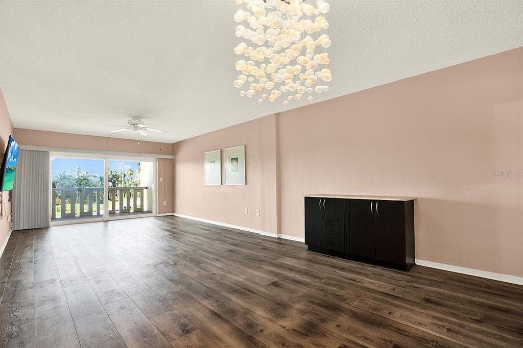 1200 N Shore Dr NE UNIT 404 Saint Petersburg, FL 33701 | Condominium