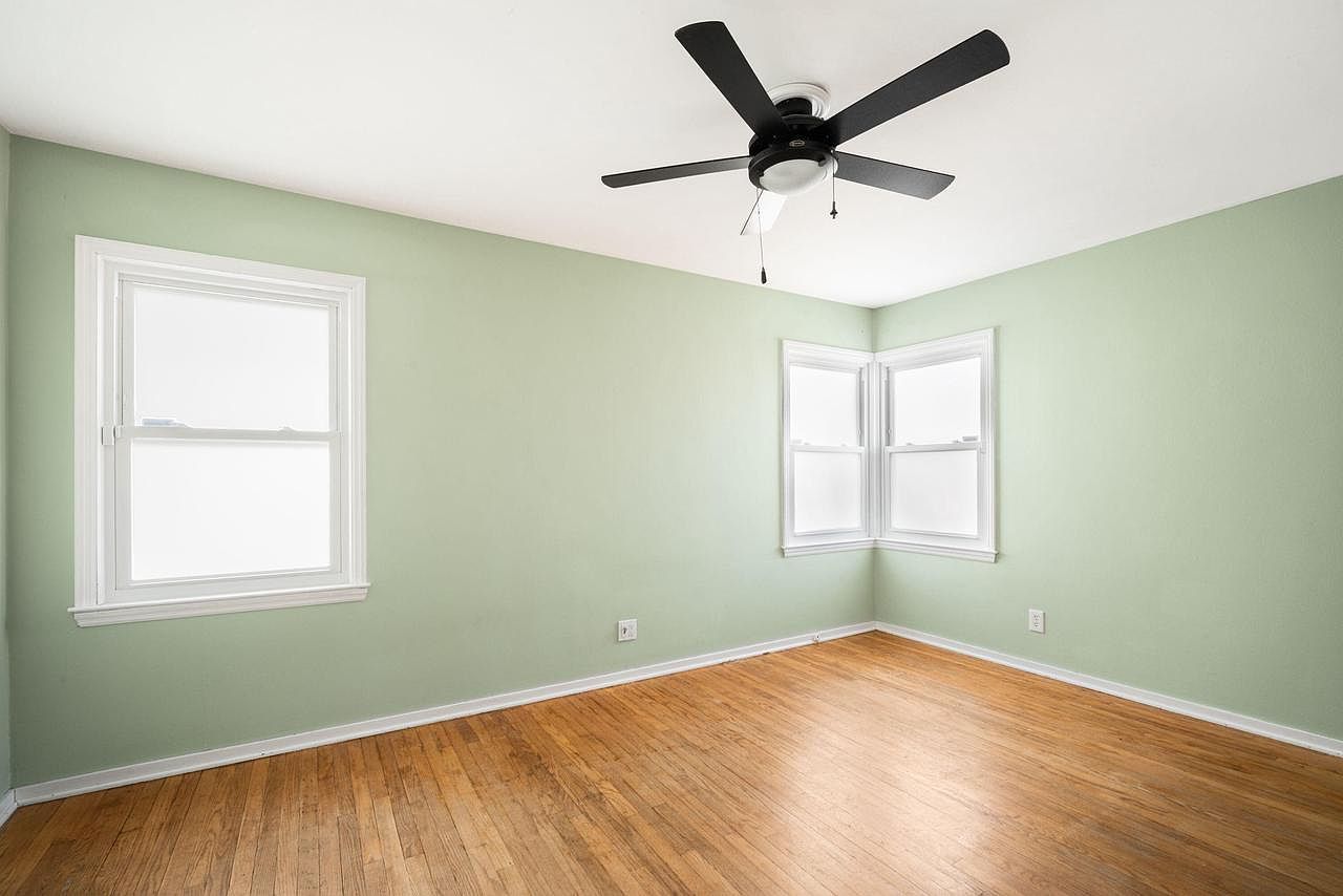 4602 W Sumac Pl Milwaukee, WI 53219  | Single Family