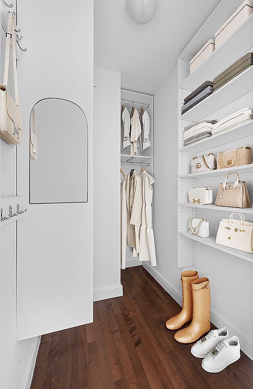 225 E 34th St APT 7B New York, NY 10016  | Condominium