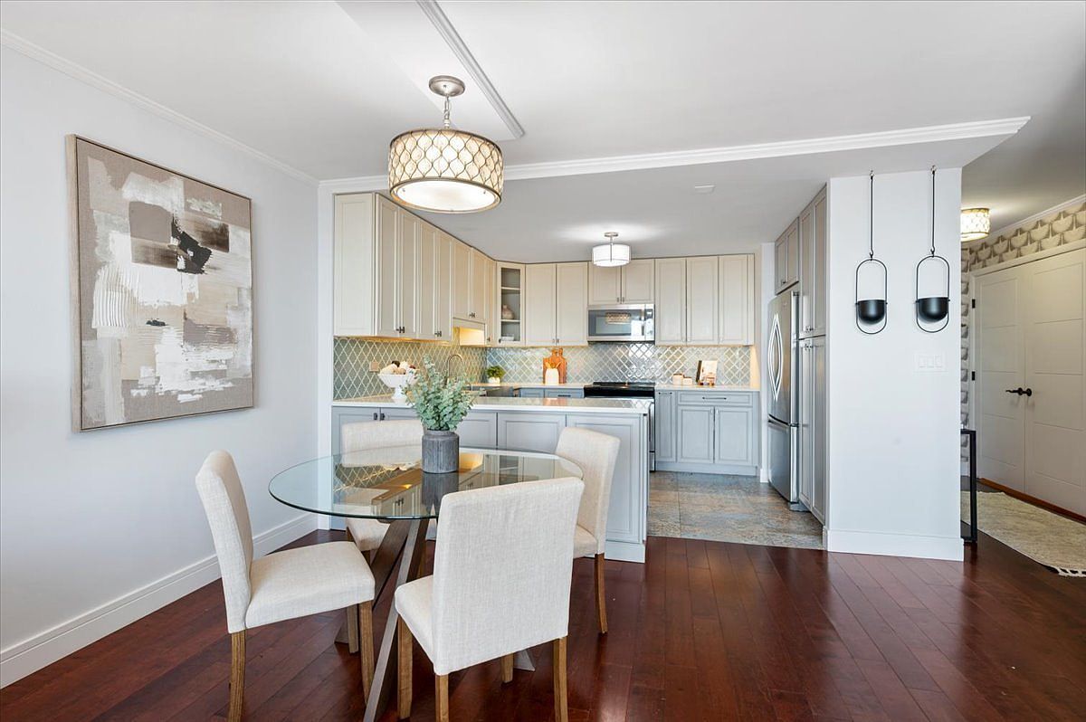 5855 N Sheridan Rd APT 25G Chicago, IL 60660  | Condominium