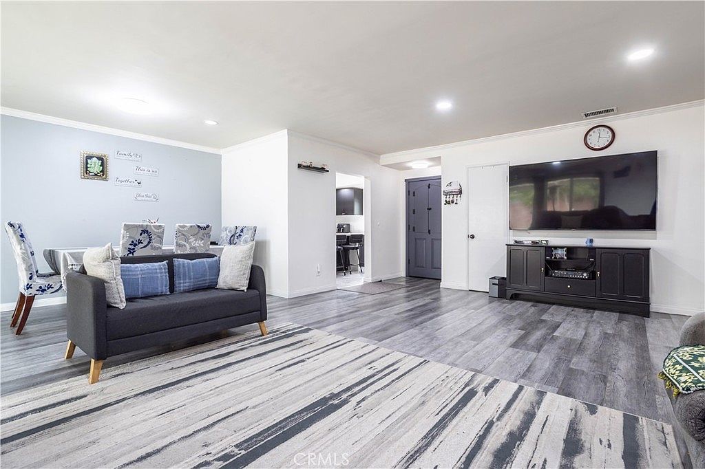 19127 Enadia Way Reseda, CA 91335  | Single Family