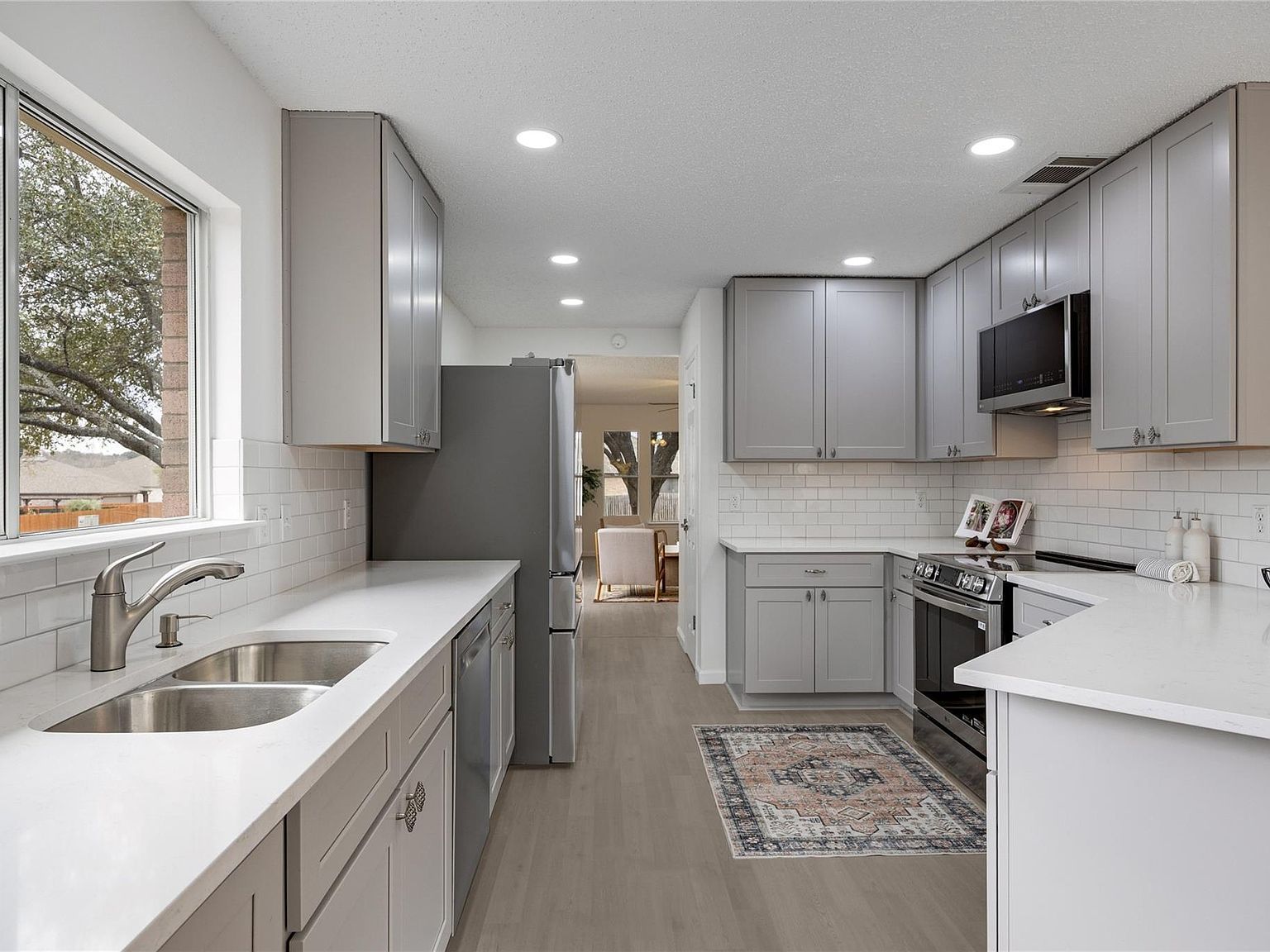 10911 Claywood Dr Austin, TX 78753  | Single Family