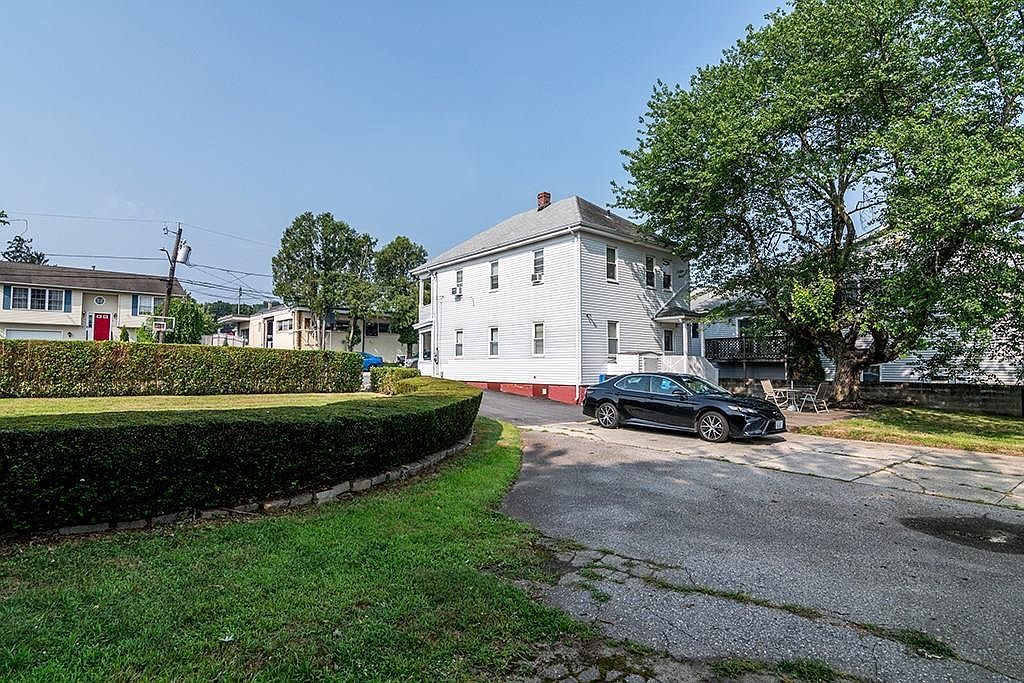 66-0 Clemence St Cranston, RI 02920 | Multi Family
