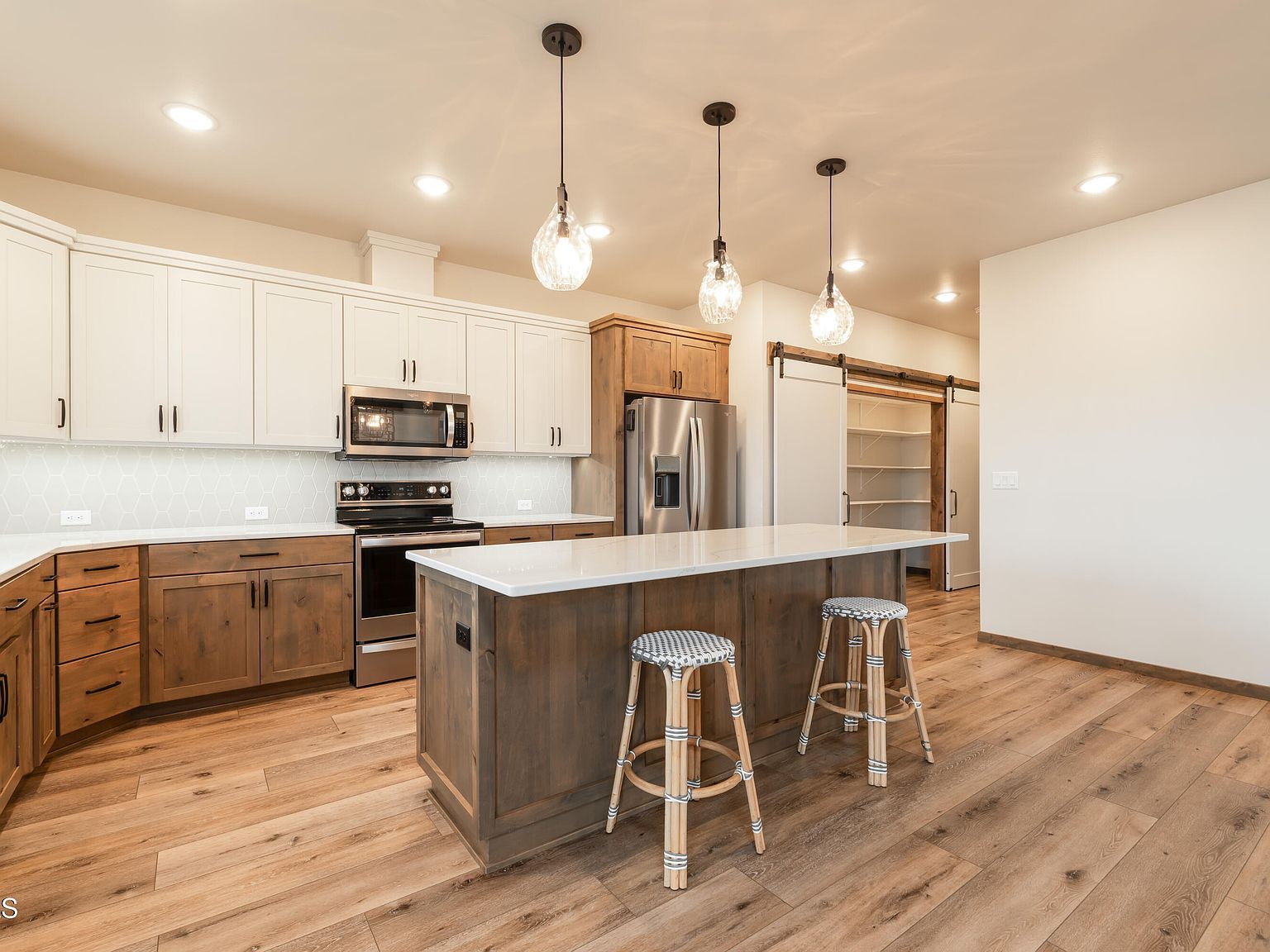 527 Flint Dr Bismarck, ND 58503  | Single Family