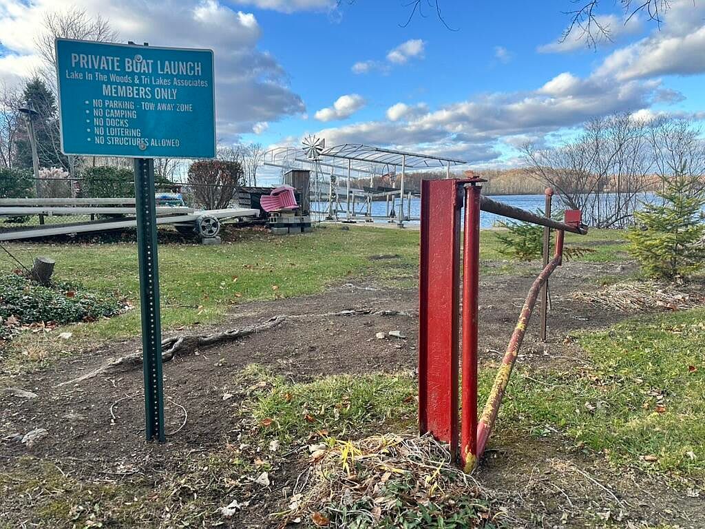 Oak Vacant Lots Pinckney, MI 48169  | Land/Lot