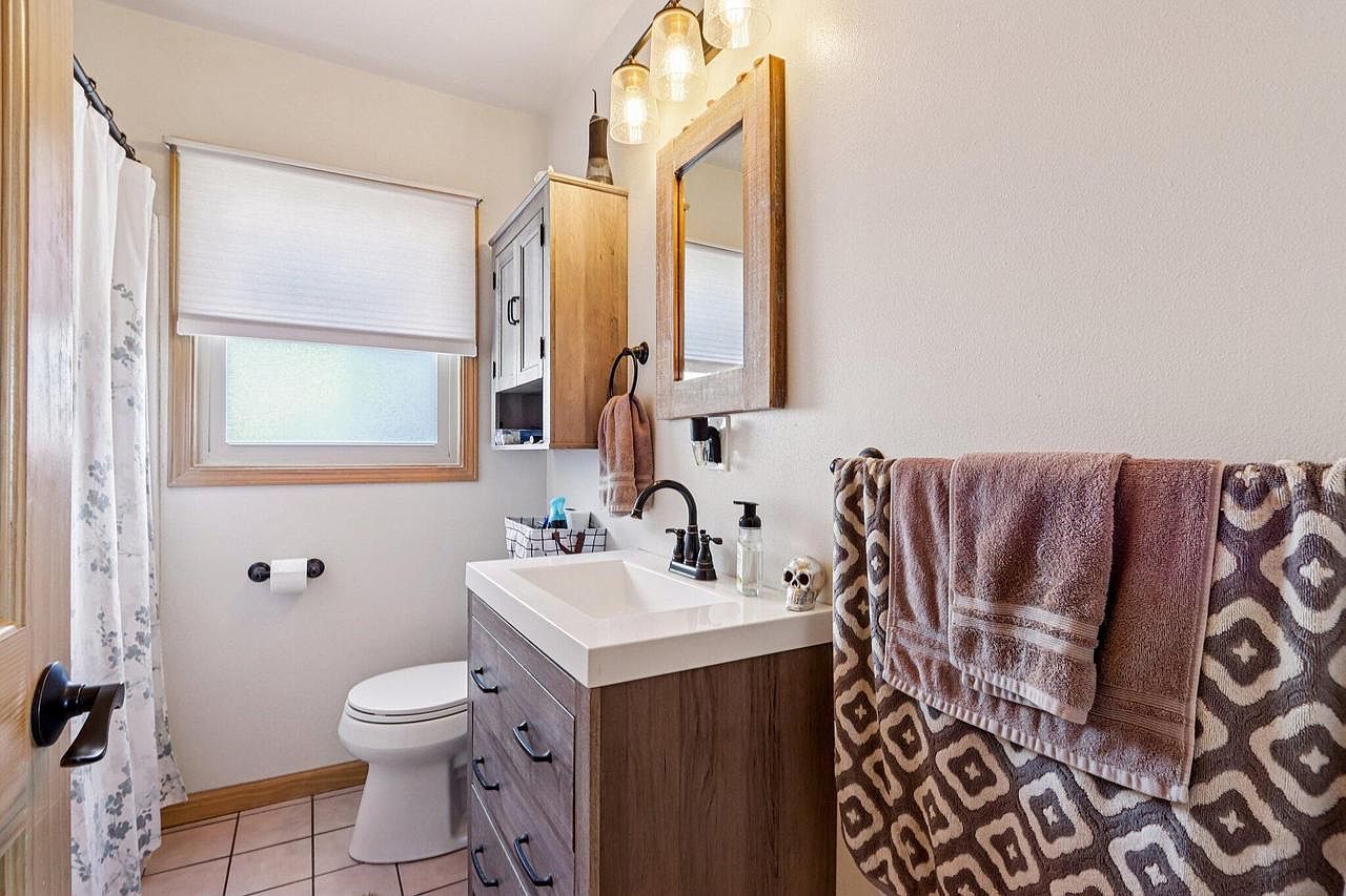 W187S6736 Agate Dr Muskego, WI 53150  | Single Family