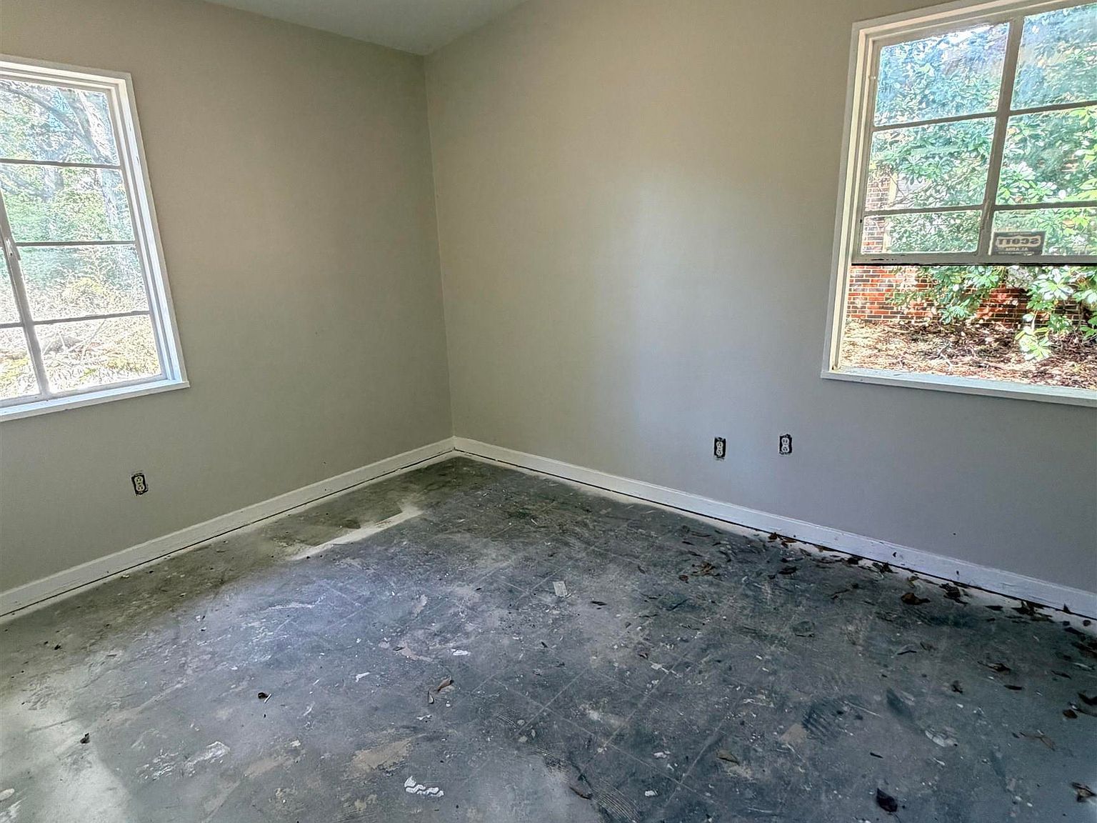 516 Midway St Birmingham, AL 35228 | Single Family