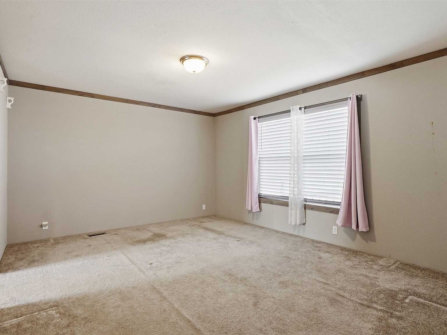 3101 Hilltop Rd Granbury, TX 76048  | New build