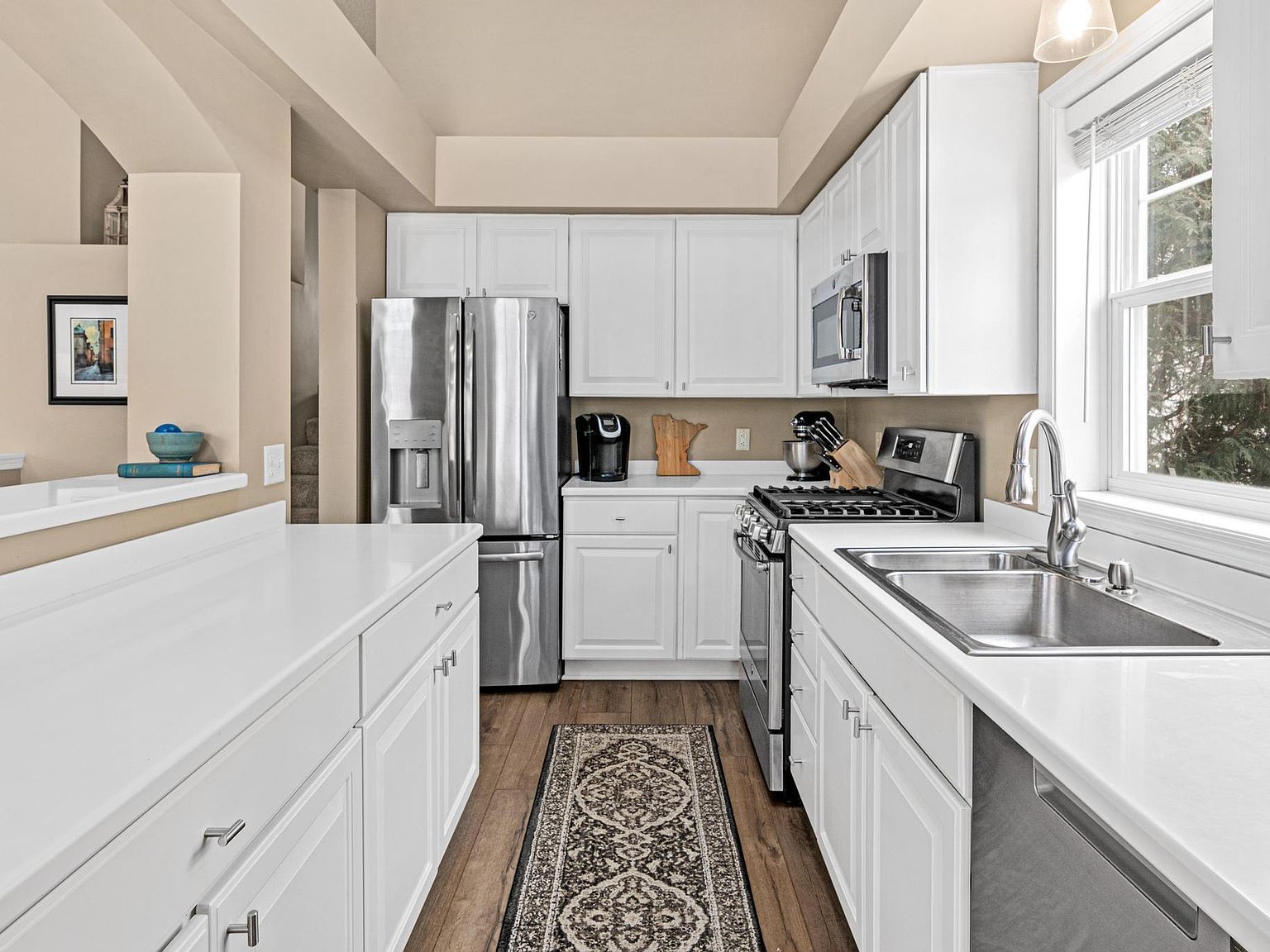 8728 N Bay Dr Chanhassen, MN 55317  | New build