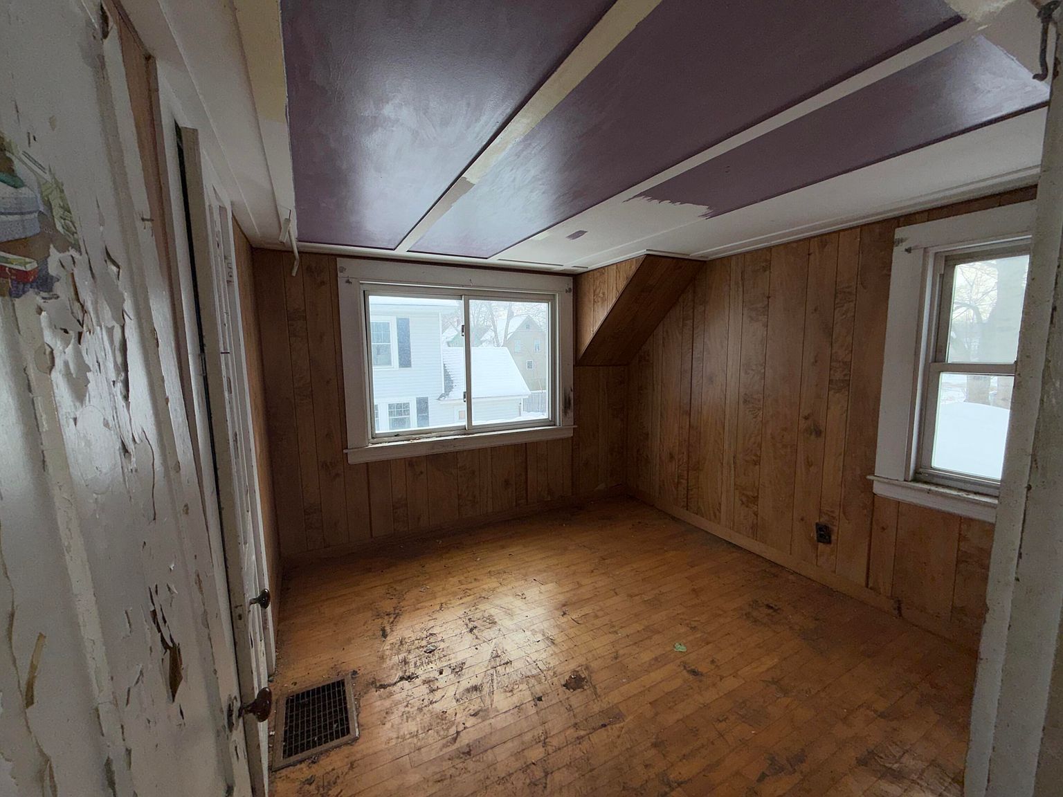 240 Grove St Bangor, ME 04401  | Single Family