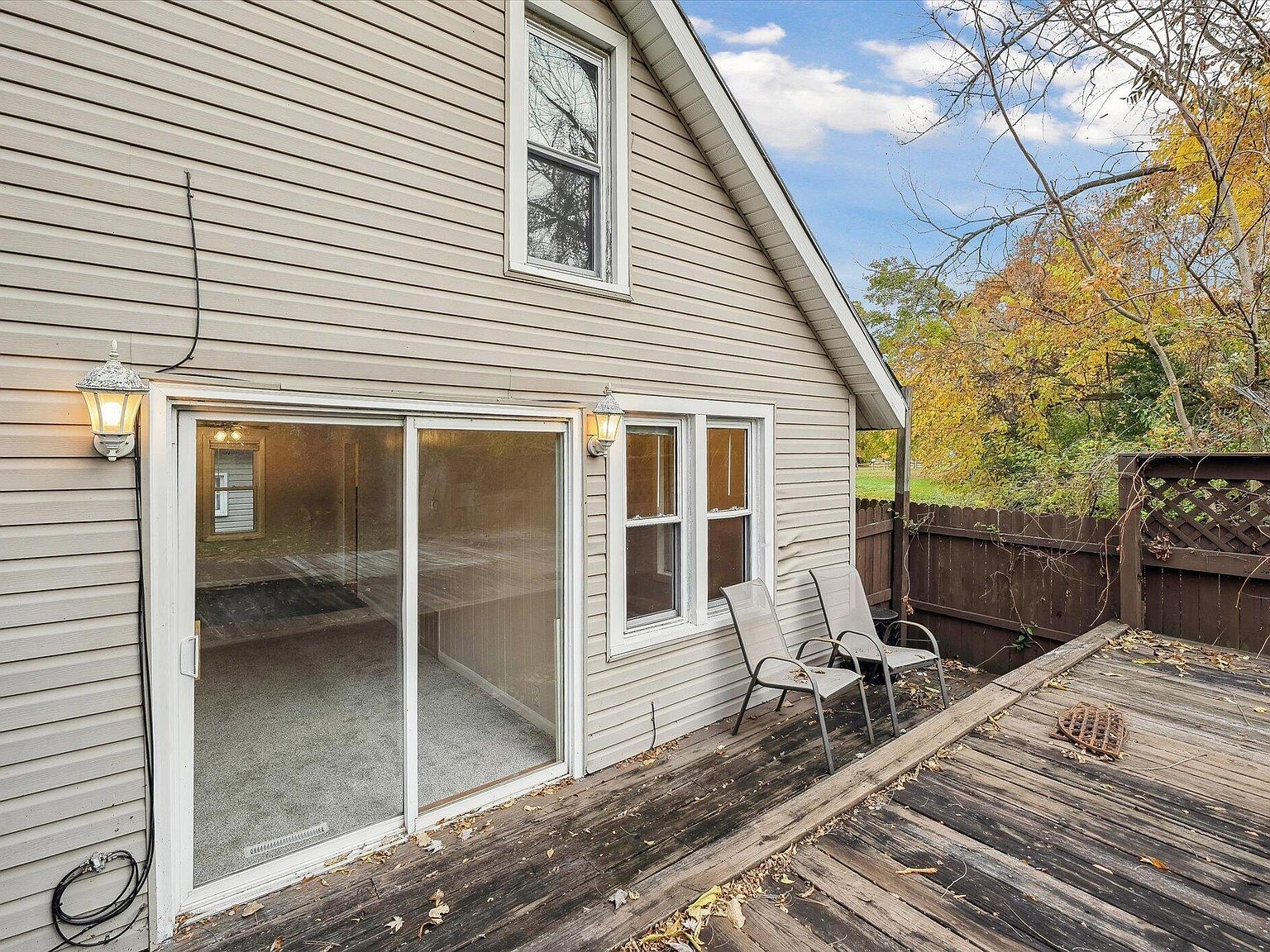 413 7th St Michigan Center, MI 49254 | Single Family