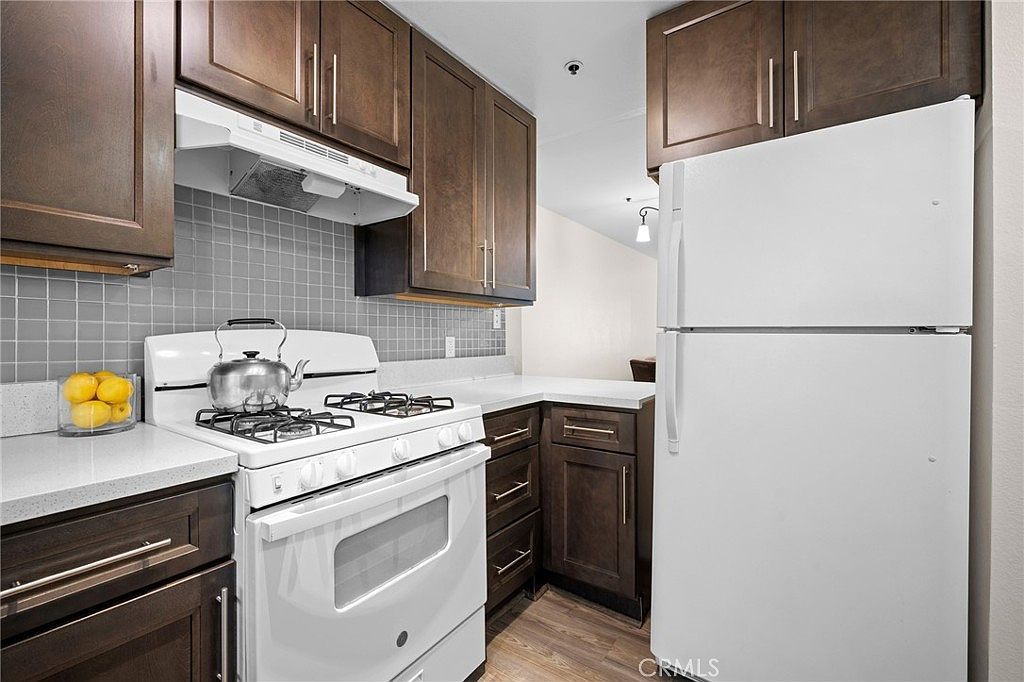 138 S Adams St APT 2 Glendale, CA 91205  | Condominium