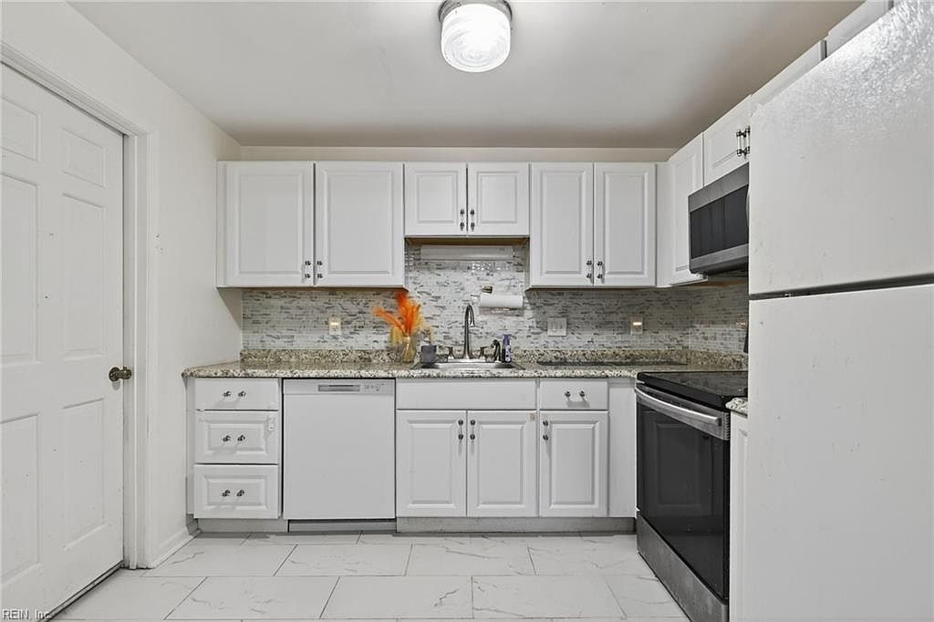 373 Circuit Ln UNIT A Newport News, VA 23608  | New build