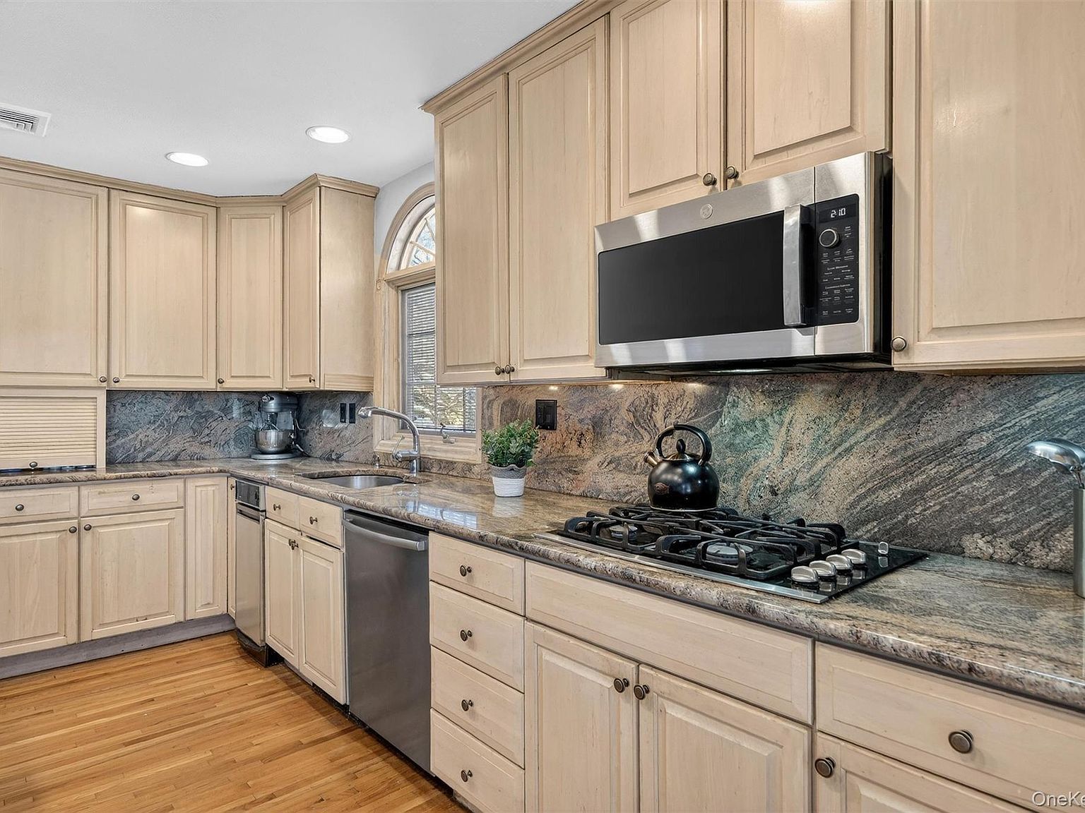 5 Raleigh Dr New City, NY 10956 | Single Family