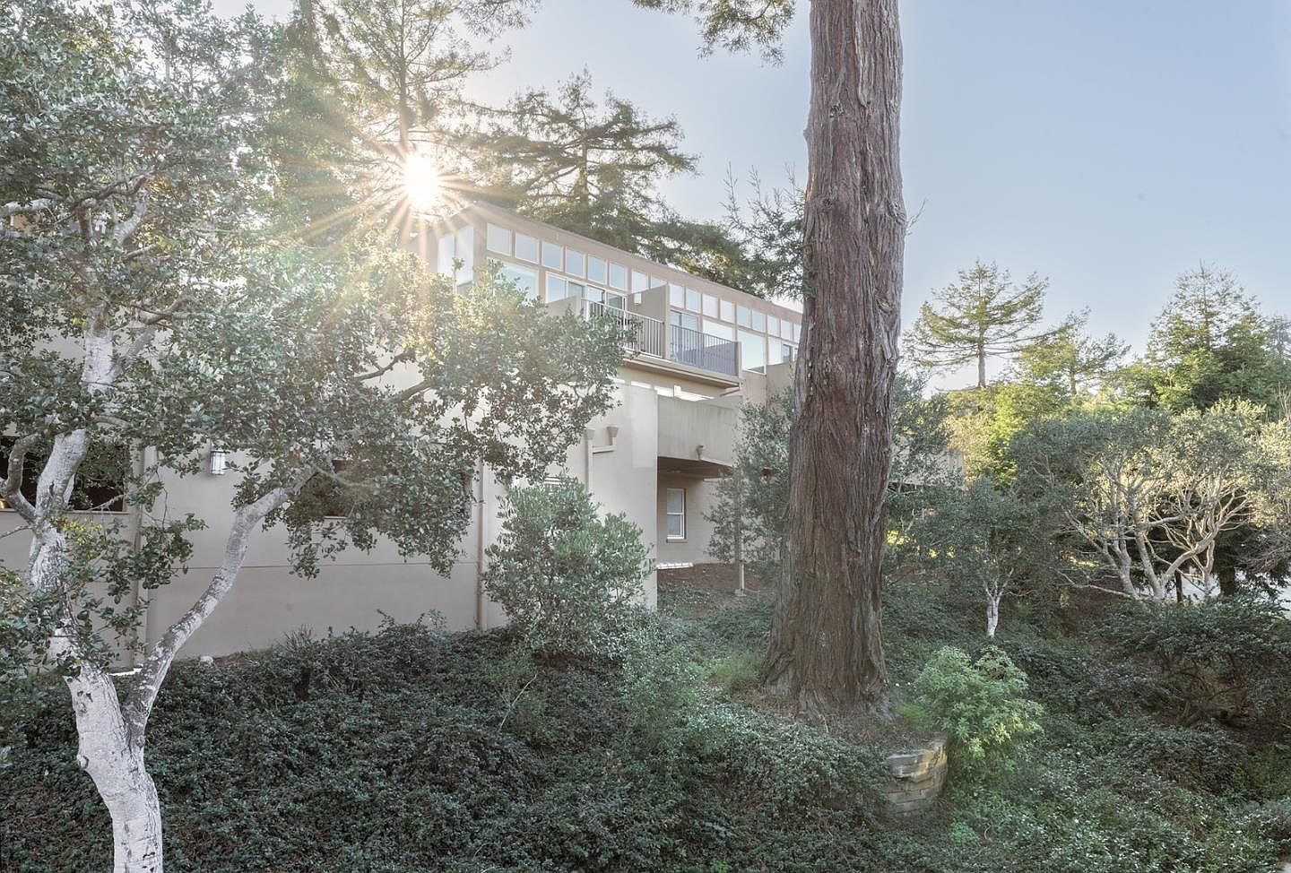 138 Mar Vista Dr Monterey, CA 93940  | Condominium