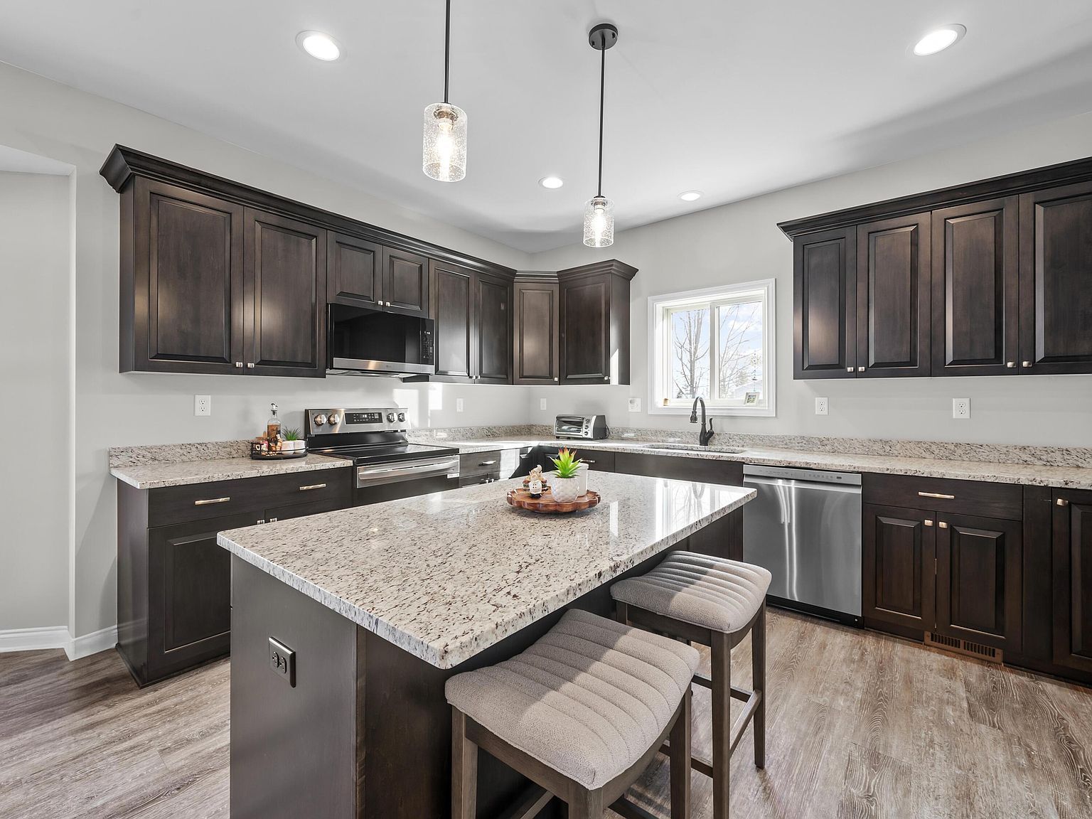 8459 Talon Ct Newport, MI 48166  | Single Family