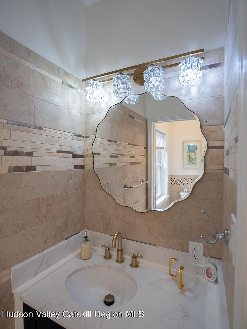 77 Brookside Dr Tannersville, NY 12485  | Single Family