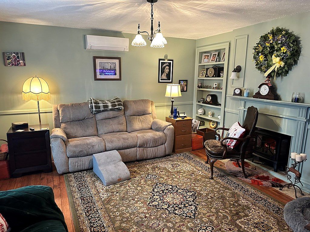 25 Park St Franklin, PA 16323 | Single Family