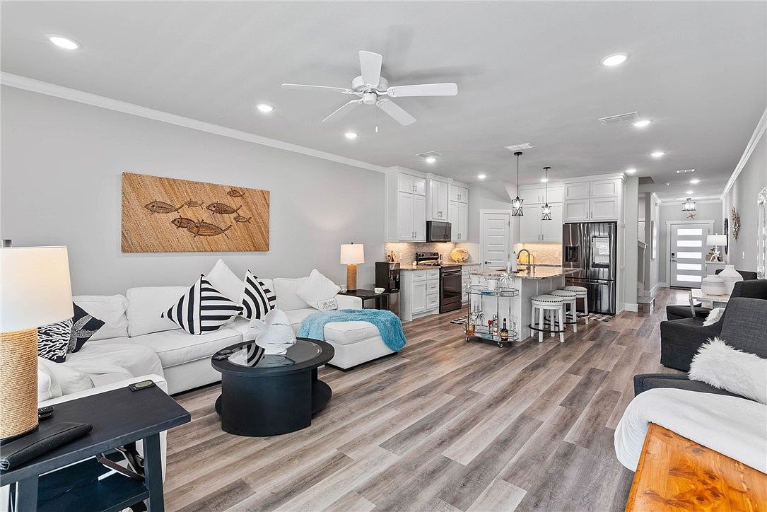 14013 Ports O Call Dr #13C Corpus Christi, TX 78418 | Condominium