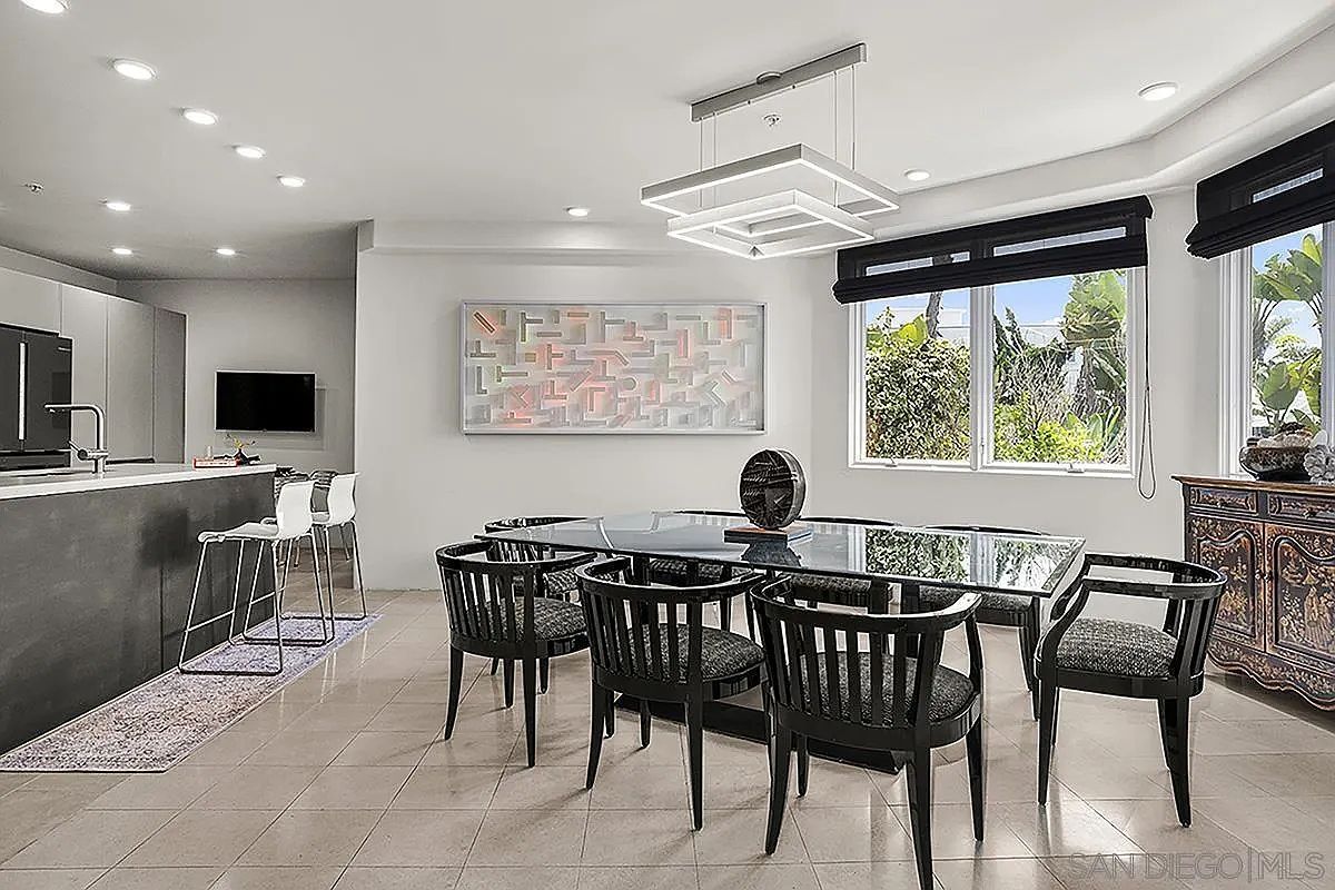 302 Prospect St UNIT 7 La Jolla, CA 92037  | Condominium