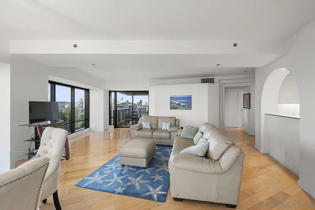 100 Harbor Dr Unit 906 San Diego, CA 92101  | Condominium