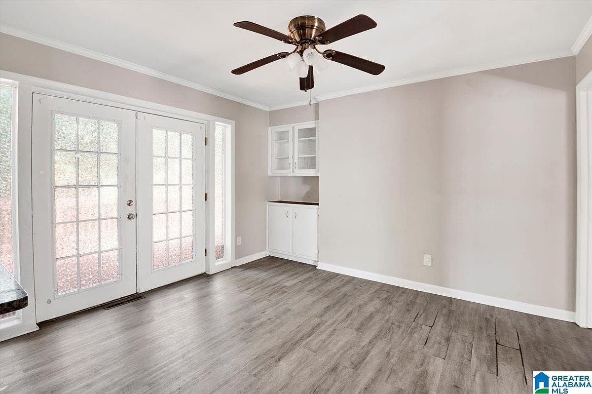 948 Ridgewood Cir Birmingham, AL 35235 | Single Family