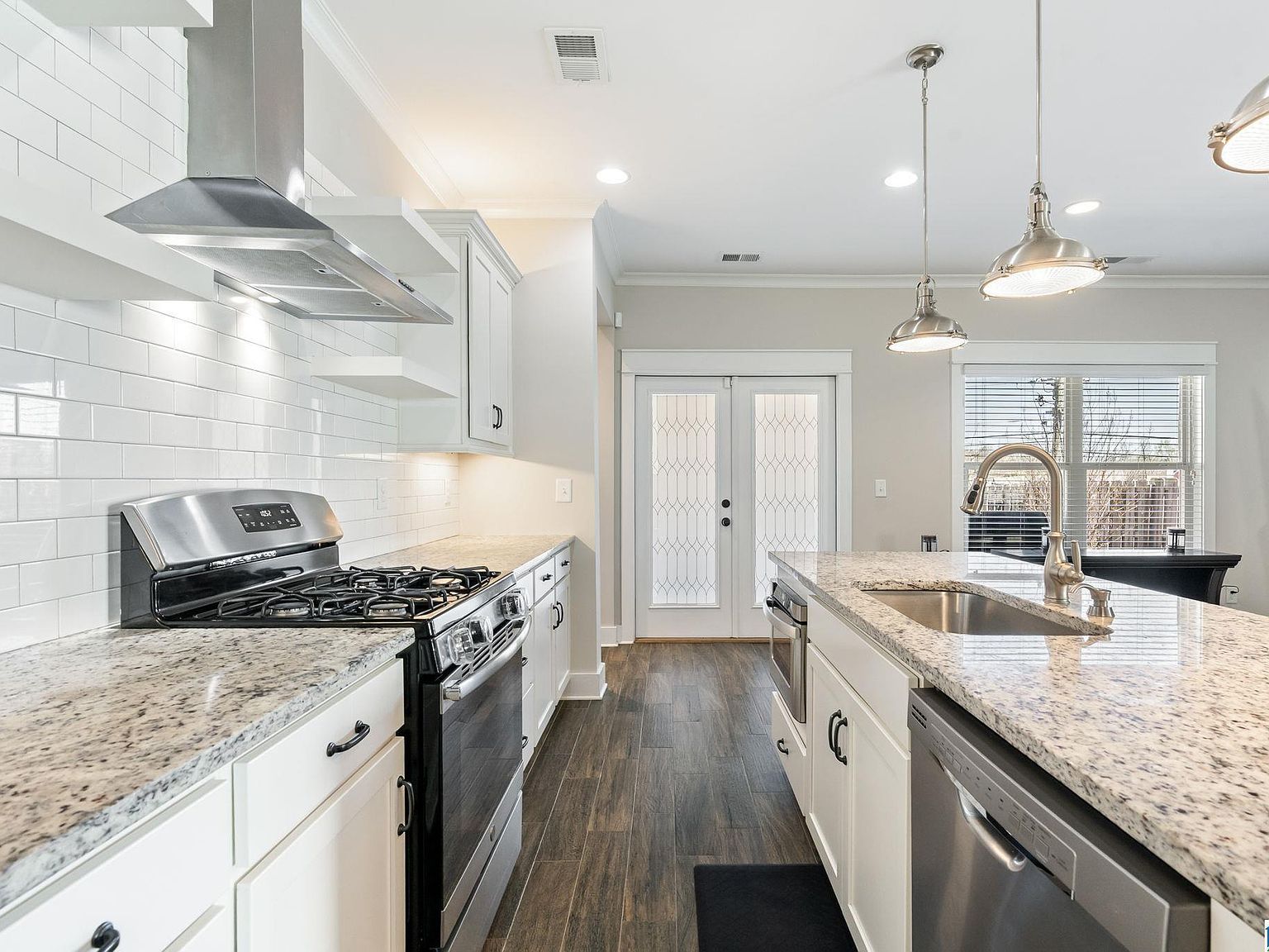 1355 Woodridge Pl Gardendale, AL 35071 | Single Family