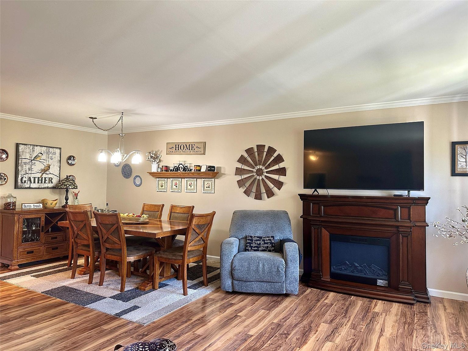 276 Temple Hill Rd UNIT 2604 New Windsor, NY 12553  | Condominium