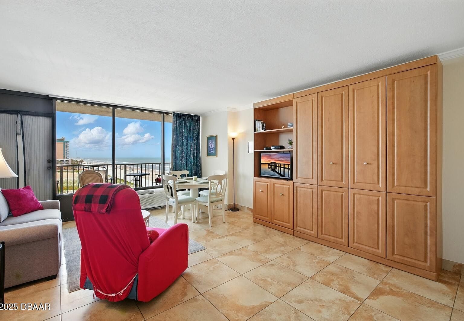 2043 S Atlantic Ave #520 Daytona Beach Shores, FL 32118 | Condominium