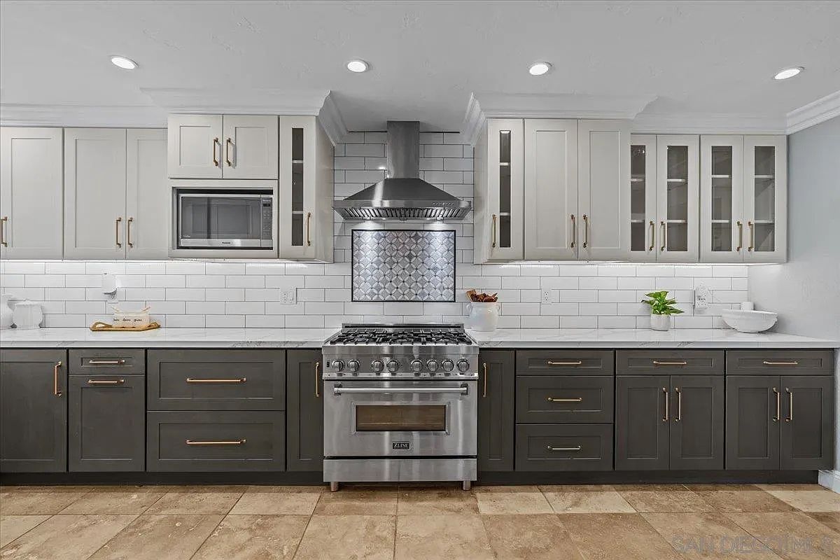 22682 S Canada Ct Lake Forest, CA 92630  | Single Family