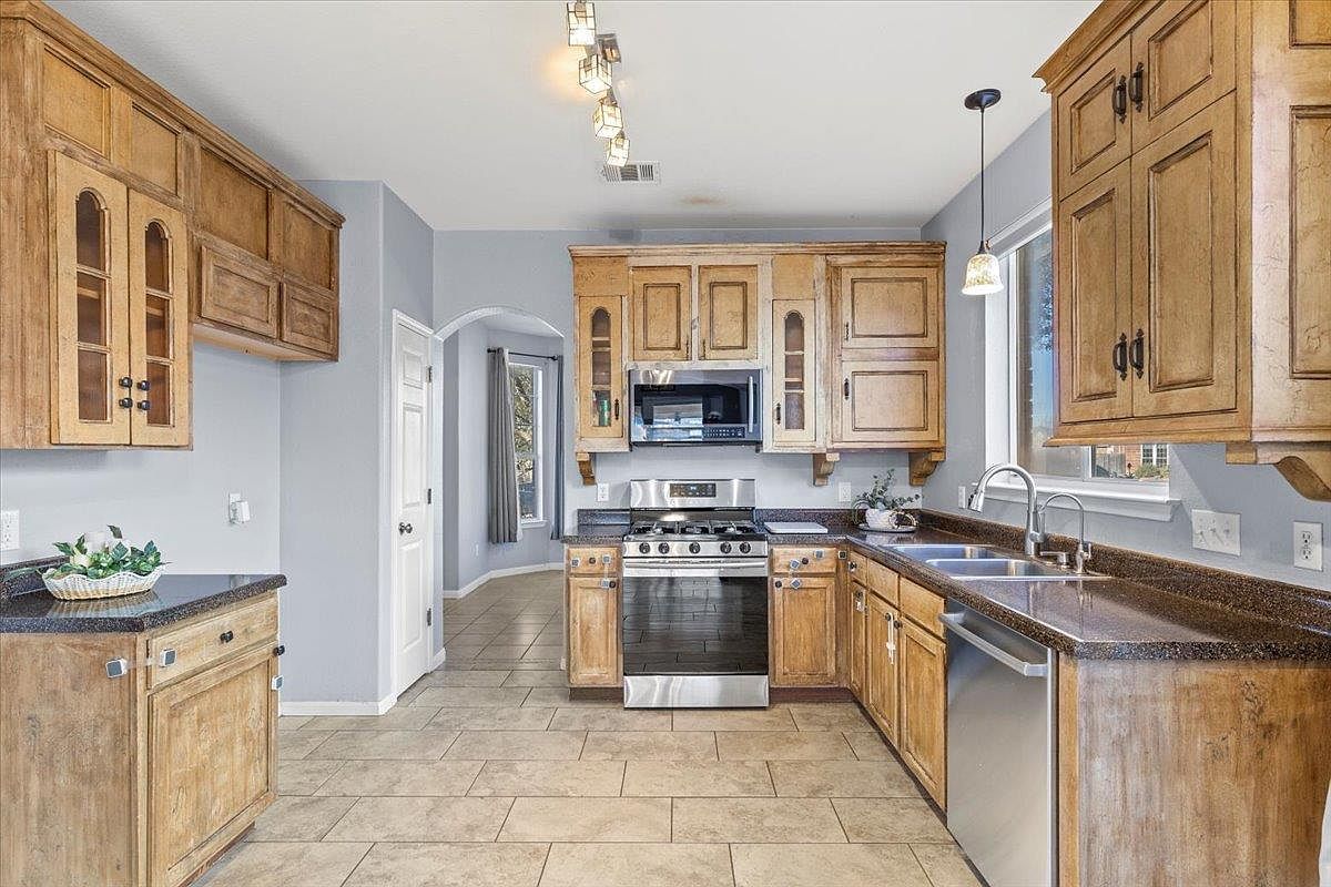 3523 Cheyenne St Round Rock, TX 78665  | Single Family