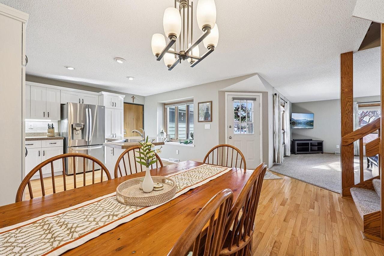 15630 W Ridge Rd New Berlin, WI 53151 | Condominium