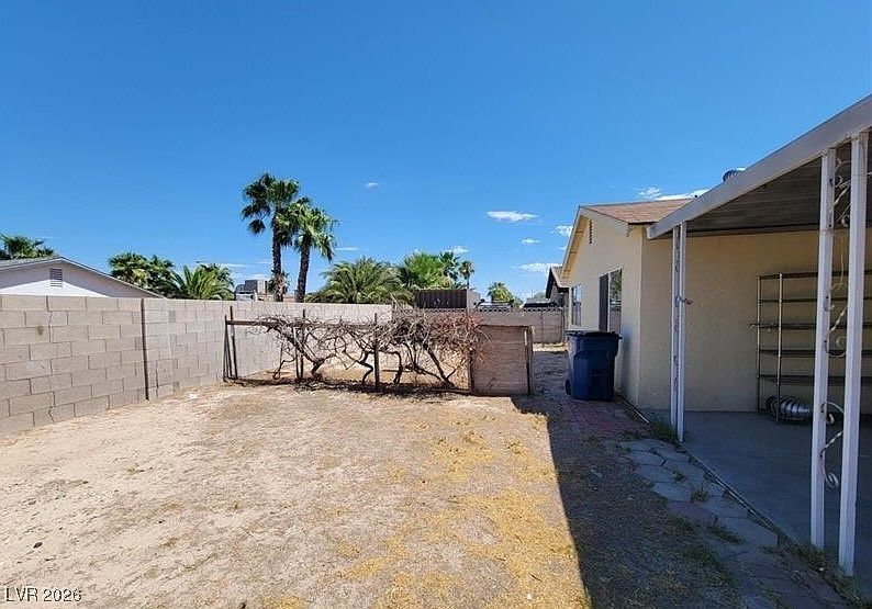 2102 E Russell Rd Las Vegas, NV 89119  | Single Family