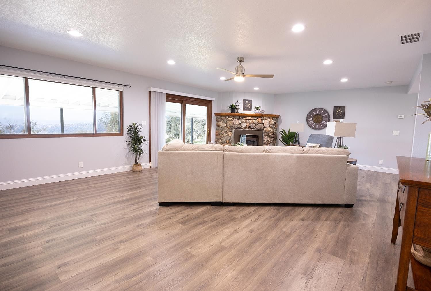 41443 Roaring River Ct Coarsegold, CA 93614  | Single Family