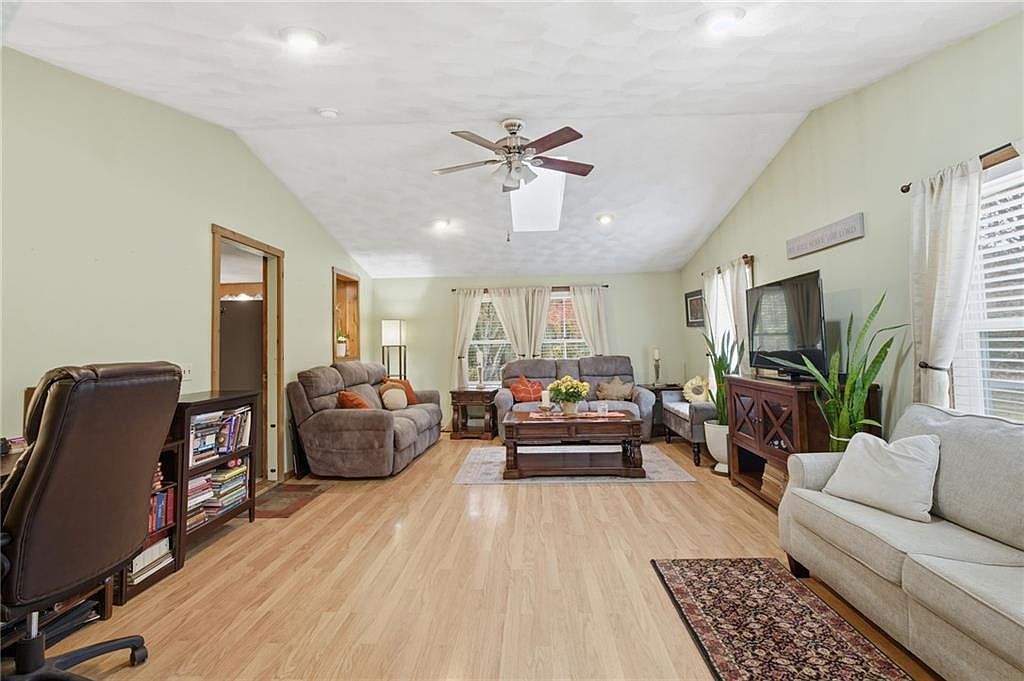 804 Waites Corner Rd South Kingstown, RI 02892 | Single Family