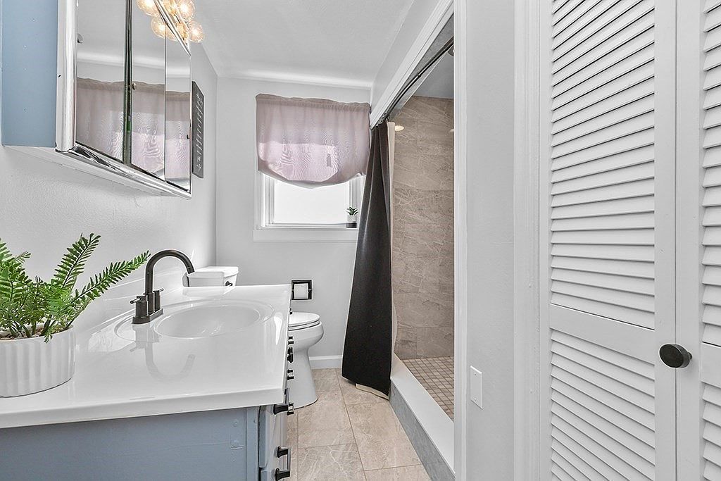 5 Bernier Ln Bellingham, MA 02019 | Single Family