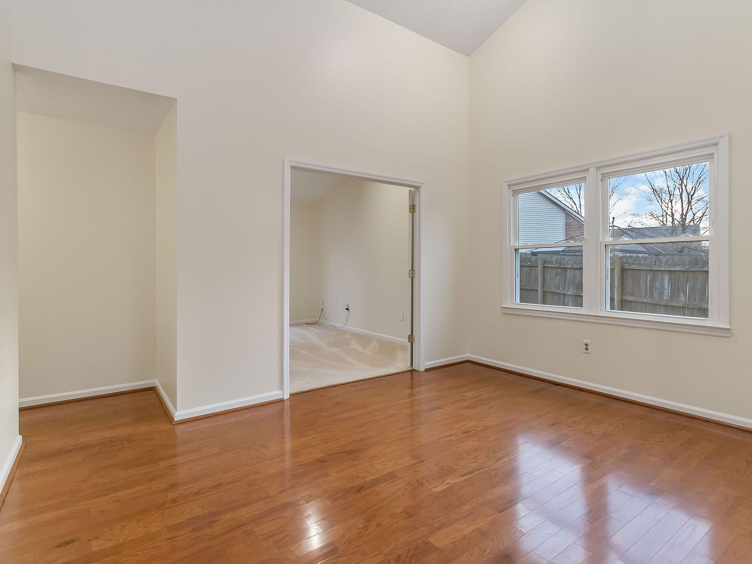 2504 Ashbrooke Dr Lexington, KY 40513 | Single Family