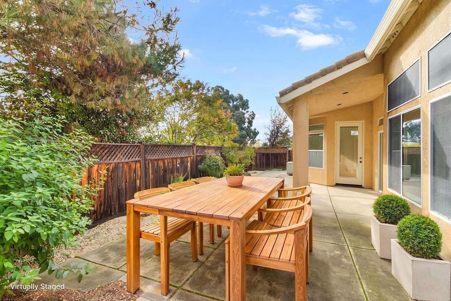 814 Pleasant Valley Dr Ione, CA 95640  | Single Family