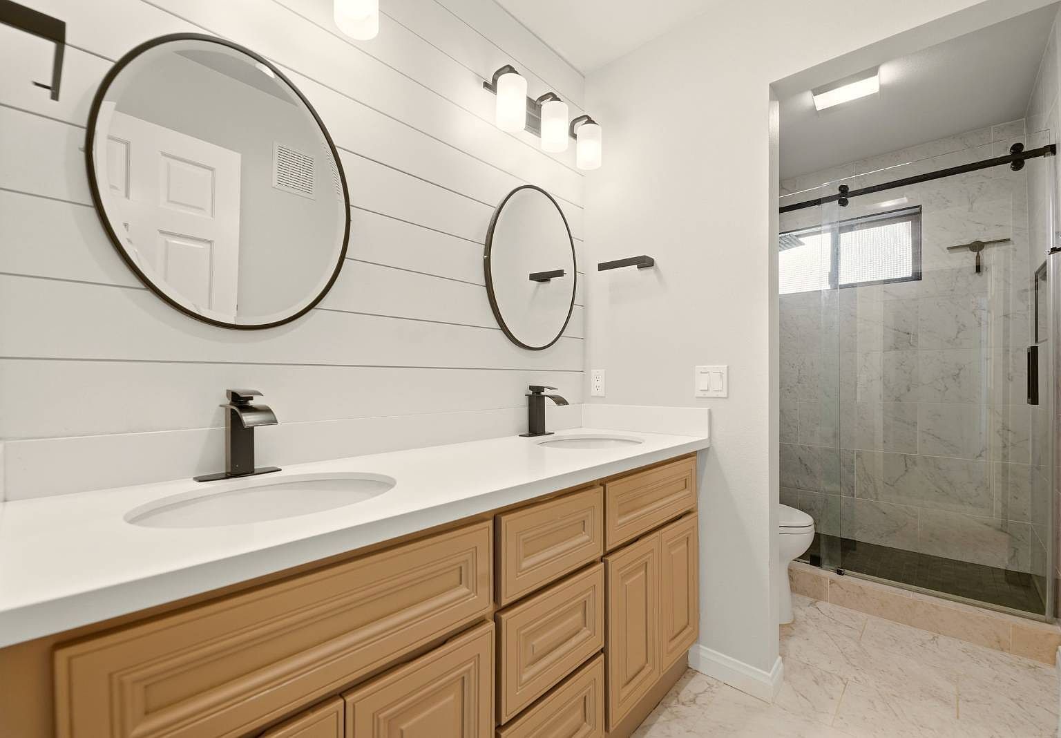 8860 Villa La Jolla Dr UNIT 222 La Jolla, CA 92037  | Condominium