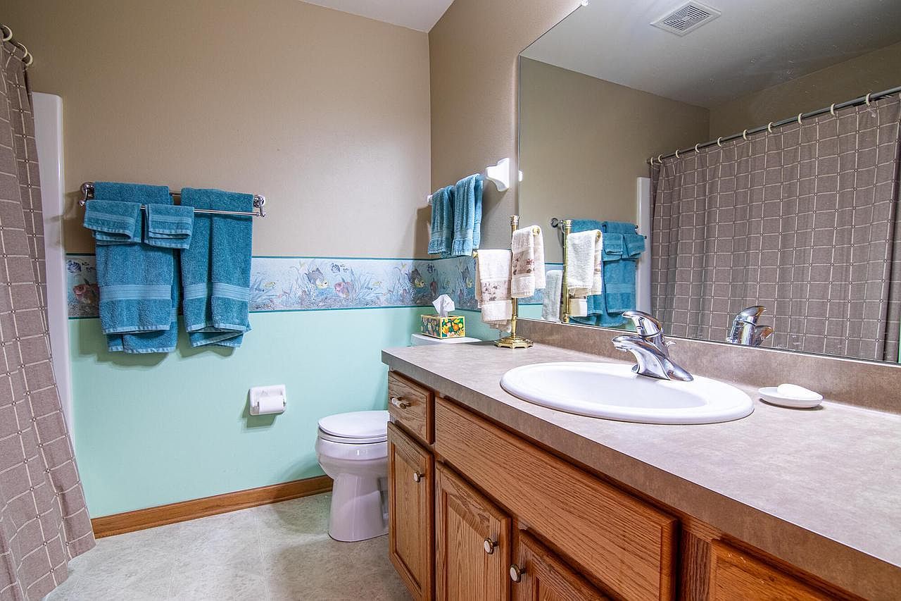 1224 Steeplechase Dr Watertown, WI 53094  | Condominium