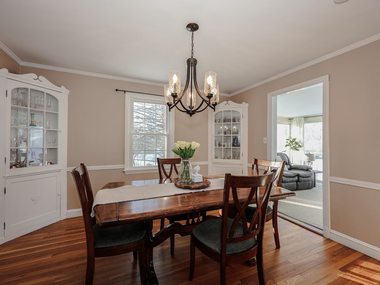 288 Oak St Manchester, NH 03104  | Single Family