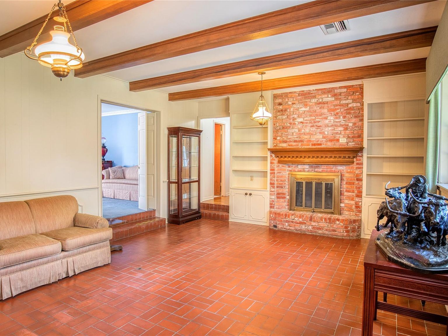 301 Cedar Cir Brenham, TX 77833 | Single Family