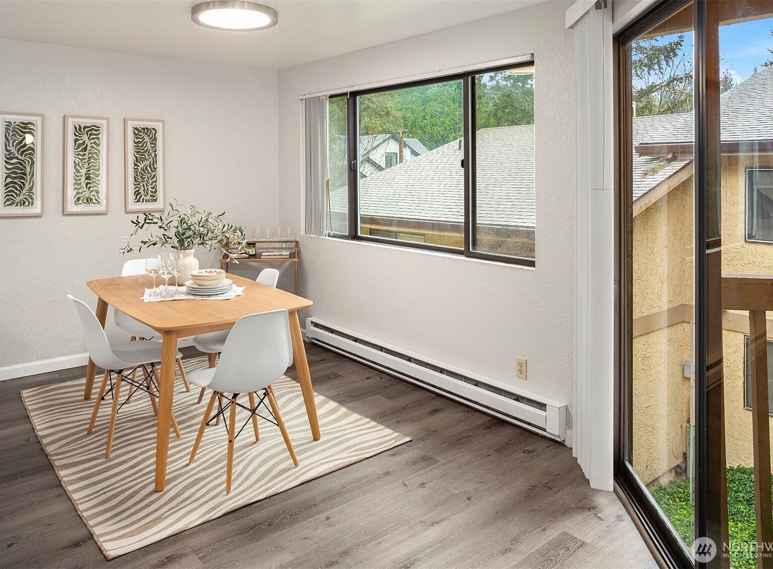 10330 SE 6th St APT A2 Bellevue, WA 98004  | Condominium