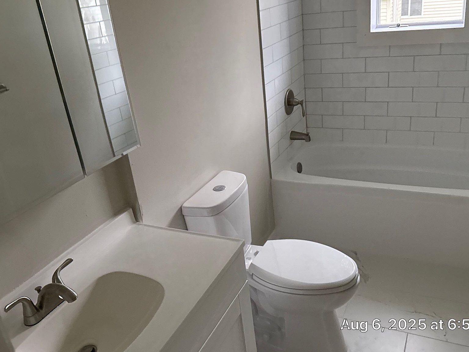 2907 4th St #A Moline, IL 61265 | Single Family