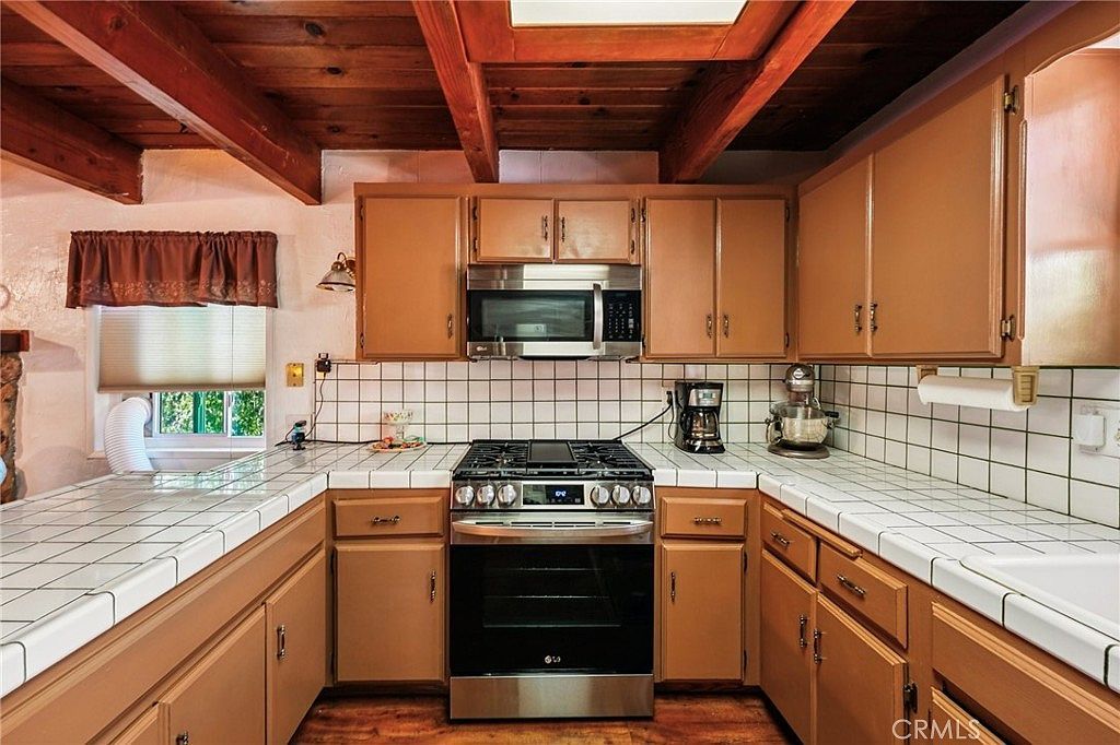 463 Delle Dr Crestline, CA 92325 | Single Family