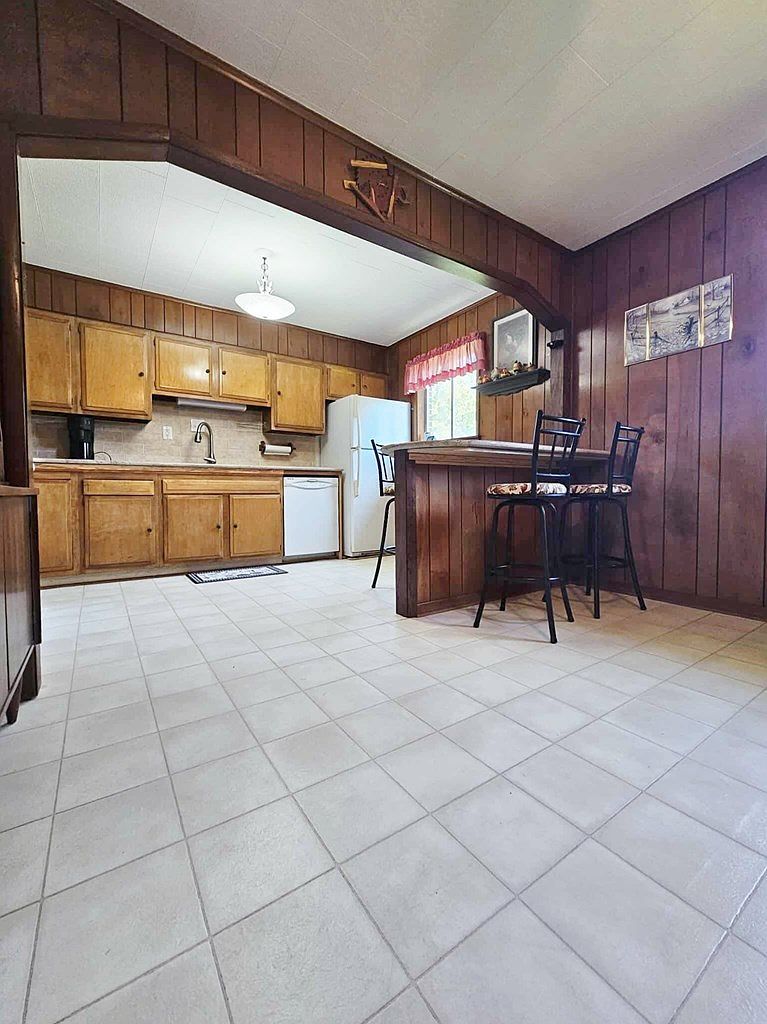 220 Old Pisgah Rd Princeton, WV 24740  | Single Family