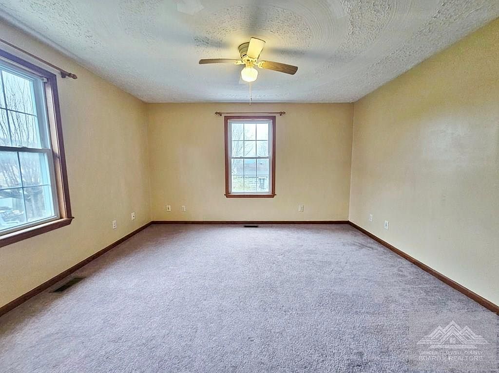 119 Edgemont Dr Princeton, WV 24740  | Single Family