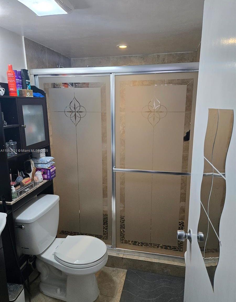 16450 NW 2nd Ave APT 310 Miami, FL 33169  | Condominium